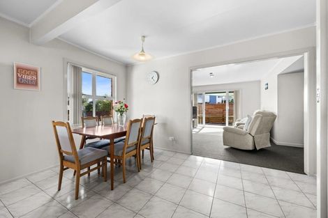 Photo of property in 6a Toru Street, Makaraka, Gisborne, 4010