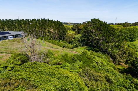 Photo of property in 18 Kararaina Close, Whalers Gate, 4310