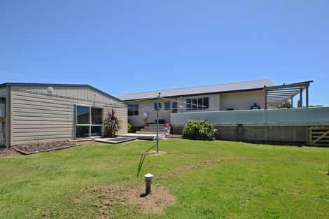 Photo of property in 38 Matarau Road, Matarau, Kamo, 0185