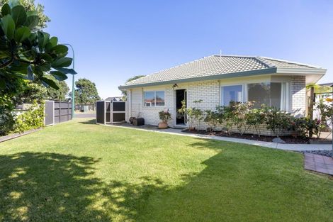 Photo of property in 9 Calypso Drive, Papamoa Beach, Papamoa, 3118