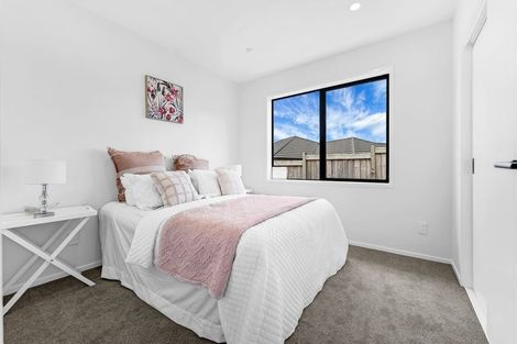 Photo of property in 13 Bathgate Court, Pokeno, 2402