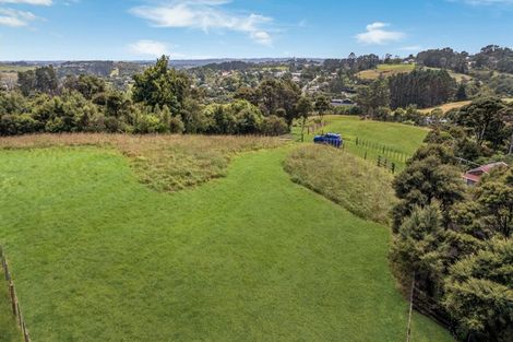 Photo of property in 34 Awhiorangi Promenade, Swanson, Auckland, 0816