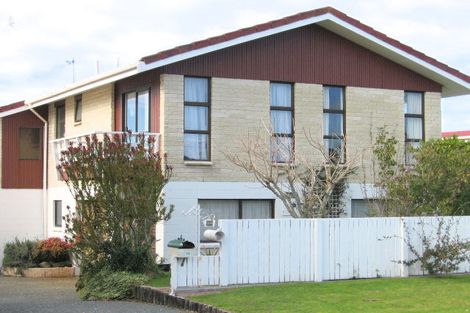 Photo of property in 38 Kauri Crescent, Snells Beach, 0920