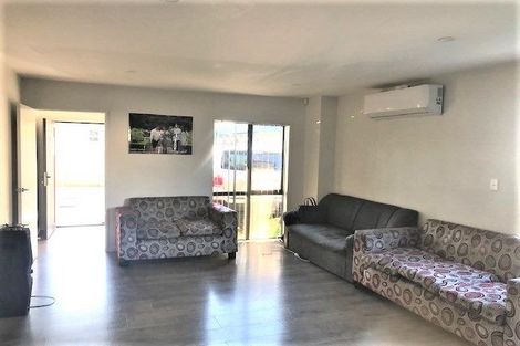 Photo of property in 53a Robertson Road, Favona, Auckland, 2024