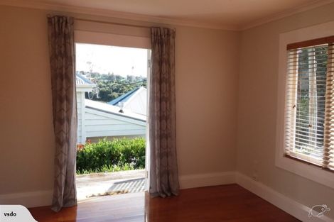 Photo of property in 9 Bulwer Street, Devonport, Auckland, 0624