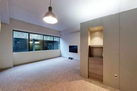 Photo of property in Gerondis Bldg Apartments, 410/60 Willis Street, Wellington Central, Wellington, 6011