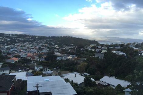 Photo of property in 1/1 Wye Street, Island Bay, Wellington, 6023