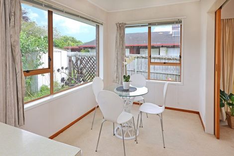 Photo of property in 1/33 Swanson Road, Henderson, Auckland, 0610