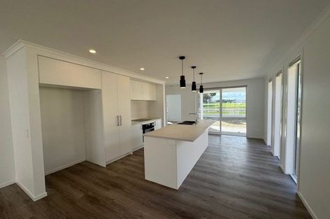 Photo of property in 6 Hauhake Lane, Omokoroa, 3114