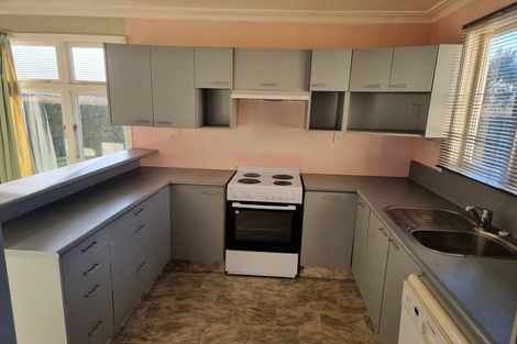 Photo of property in 28 Princess Street, Martinborough, 5711