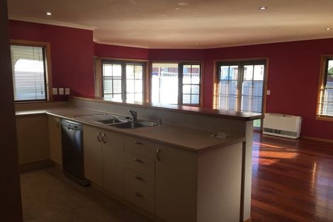 Photo of property in 1a Roy Street, Tawa, Wellington, 5028