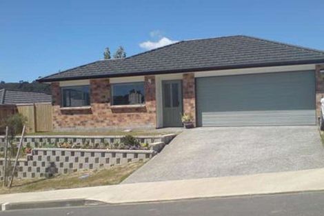 Photo of property in 43 Speldhurst Grove, Stokes Valley, Lower Hutt, 5019