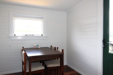 Photo of property in 77 Cordelia Street, Stratford, 4332