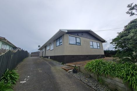 Photo of property in 7 Morgan Street, Castlecliff, Whanganui, 4501