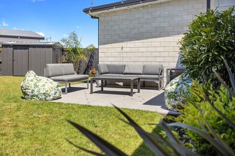 Photo of property in 51 Kotiate Street, Papamoa, 3118