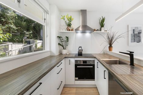 Photo of property in 83 Washington Avenue, Brooklyn, Wellington, 6021