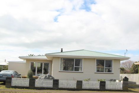 Photo of property in 8 Short Street, Waitara, 4320