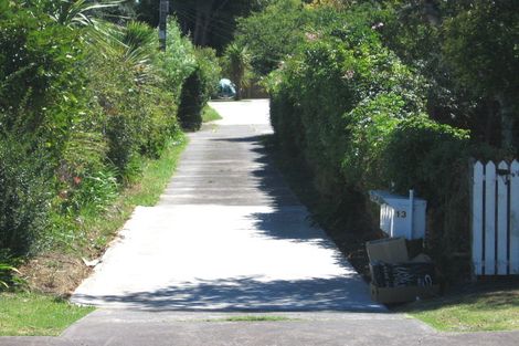 Photo of property in 1/13 Stanley Avenue, Milford, Auckland, 0620