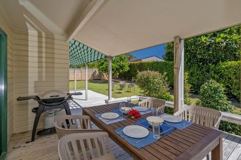 Photo of property in 86 Hahei Beach Road, Hahei, Whitianga, 3591
