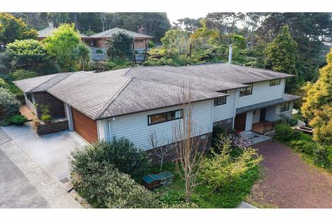 Photo of property in 23c West Lynn Road, Titirangi, Auckland, 0604