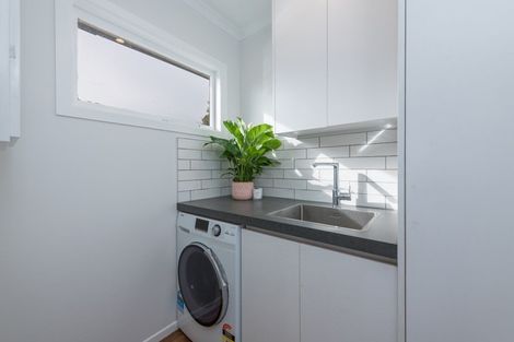 Photo of property in 24 Otterson Street, Tahunanui, Nelson, 7011