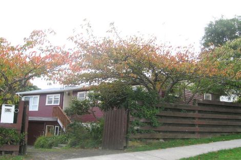 Photo of property in 213 Dowse Drive, Maungaraki, Lower Hutt, 5010