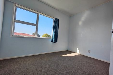 Photo of property in 5 Stansfield Place, Sunnyhills, Auckland, 2010