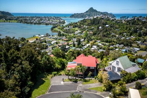 Photo of property in 2 Hinemoa Terrace, Tairua, 3508