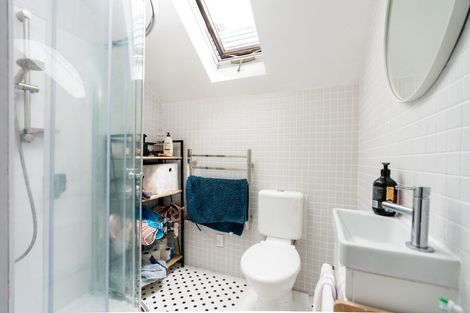 Photo of property in 29 Newman Terrace, Thorndon, Wellington, 6011