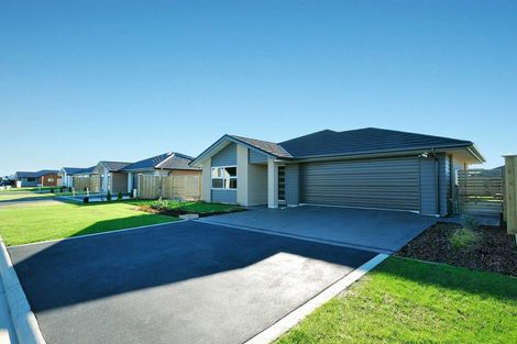 Photo of property in 27 Longcot Drive, Rolleston, 7615