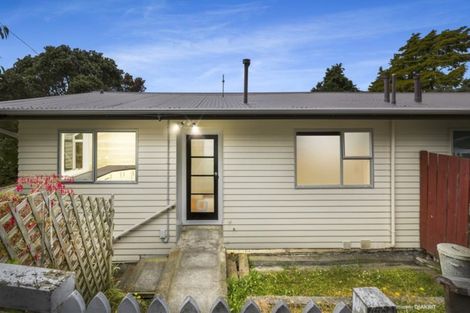 Photo of property in 2b Radnall Way, Johnsonville, Wellington, 6037