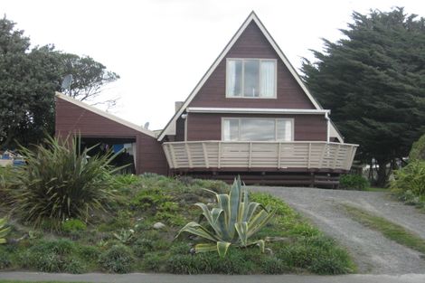 Photo of property in 38 Park Avenue, Waitarere Beach, Levin, 5510