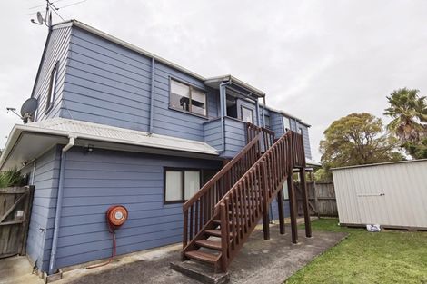 Photo of property in 19 Highland Park Drive, Highland Park, Auckland, 2010