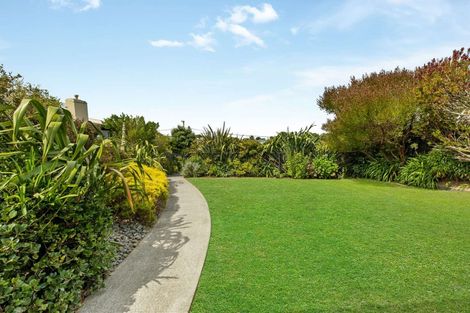 Photo of property in 19 Waitote Street, Castlecliff, Whanganui, 4501