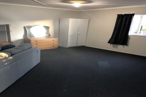 Photo of property in 183 Carrington Street, Lower Vogeltown, New Plymouth, 4310