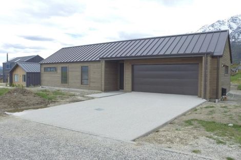Photo of property in 4 Polperro Court, Jacks Point, Queenstown, 9371
