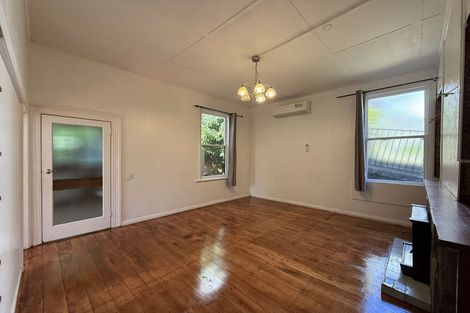 Photo of property in 61 Rolleston Street, Mount Cook, Wellington, 6021