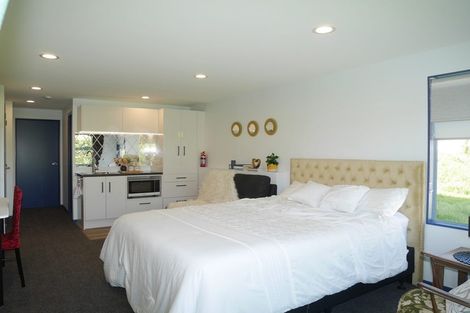 Photo of property in 206 Matai Road, Raumati Beach, Paraparaumu, 5032