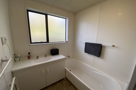 Photo of property in 77 Bills Way, Wanaka, 9305