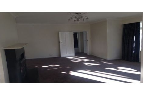 Photo of property in 30 Karu Crescent, Waikanae, 5036