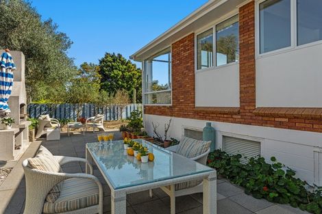 Photo of property in 352 Ocean Road, Ohope, 3121