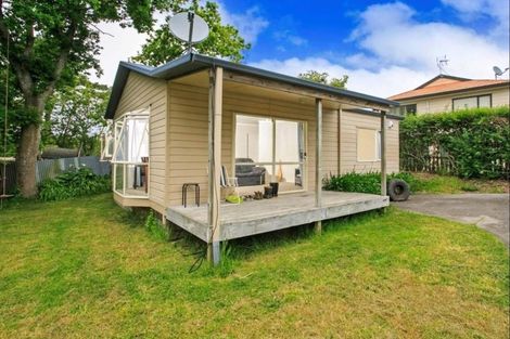 Photo of property in 15 Universal Drive, Henderson, Auckland, 0610