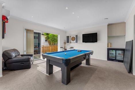 Photo of property in 10a Mackay Drive, Greenhithe, Auckland, 0632