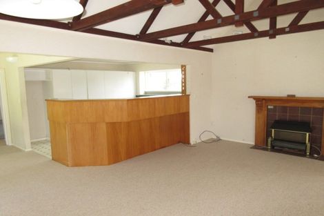 Photo of property in 21 Makora Road, Otaihanga, Paraparaumu, 5036