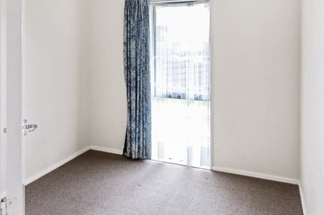 Photo of property in 18 Peter Hall Drive, Kelvin Grove, Palmerston North, 4414