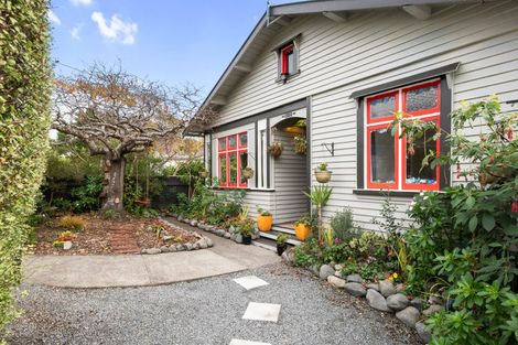 Photo of property in 28 Matenga Street, Waikanae, 5036