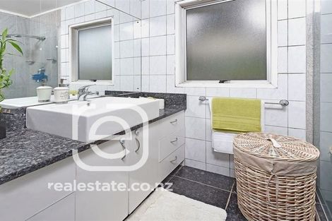 Photo of property in 9 Beaufort Place, Papatoetoe, Auckland, 2025