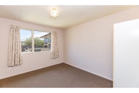 Photo of property in 681 Main North Road, Belfast, Christchurch, 8051