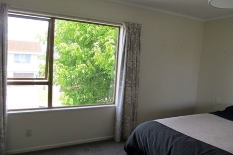 Photo of property in 31 Penryn Drive, Camborne, Porirua, 5026