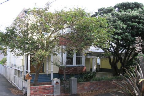 Photo of property in 182 Clyde Street, Island Bay, Wellington, 6023